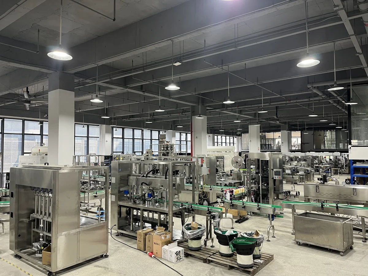 ZXSMART workshop with packaging machines under assembly